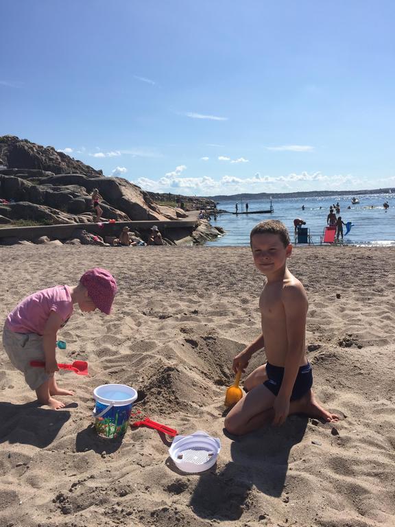 Accommodation For 2 In The Center City Of Lysekil Buitenkant foto
