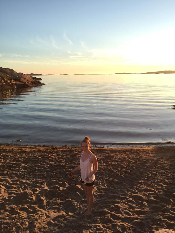 Accommodation For 2 In The Center City Of Lysekil Buitenkant foto
