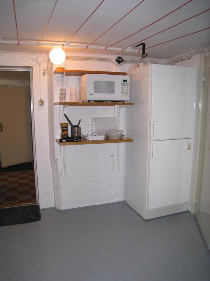 Accommodation For 2 In The Center City Of Lysekil Buitenkant foto